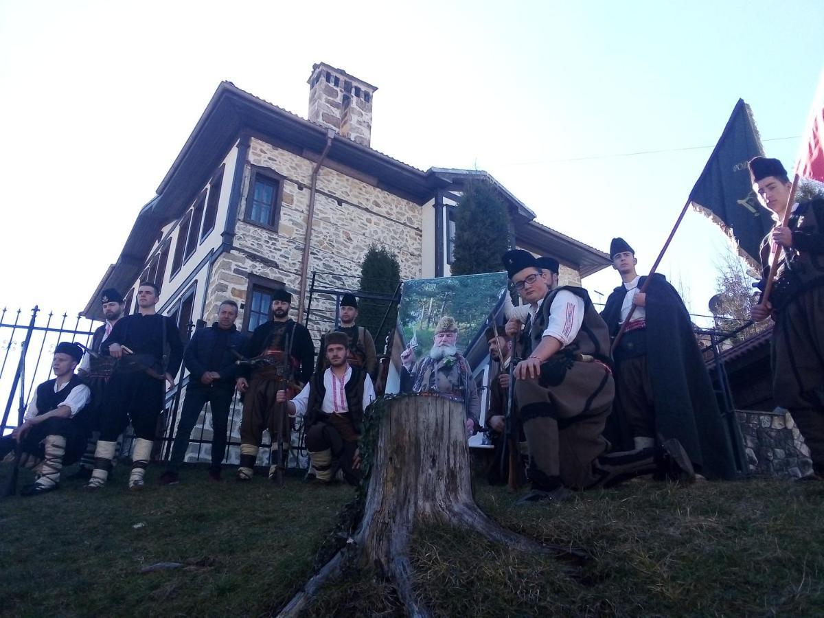 Petko Takov'S House Hotel Smolyan Exterior foto